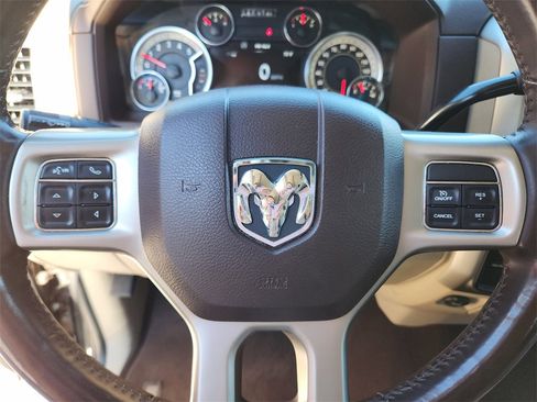 Used 2015 RAM 3500 Laramie image 32
