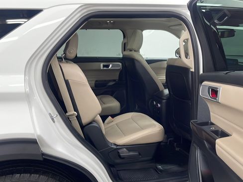 Used 2020 Ford Explorer Limited w/ Class III Trailer Tow Package AWD/4WD image 21