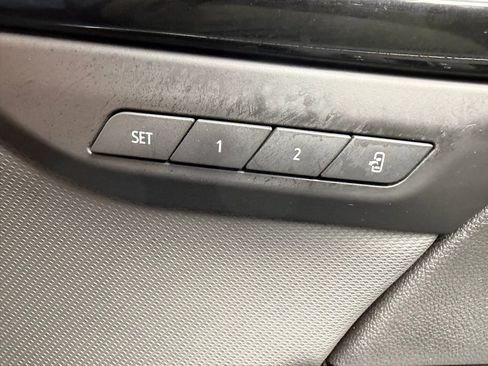 Used 2024 Buick Envision Preferred image 22