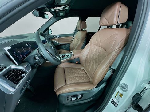 New 2026 BMW X5 xDrive40i image 16