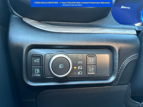 Certified 2022 Ford Explorer Platinum w/ Technology Package image 20