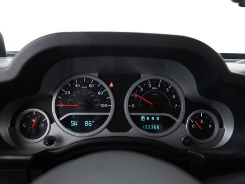 Used 2008 Jeep Wrangler Unlimited Rubicon w/ Dual Top Group AWD/4WD image 34