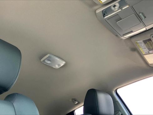 Used 2016 Toyota Tundra SR5 w/ SR5 Upgrade Package image 14