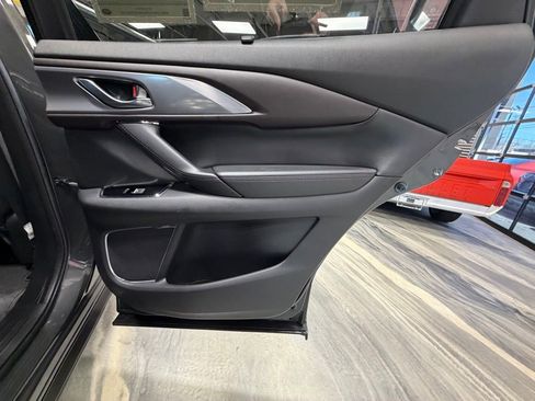 Used 2017 MAZDA CX-9 Grand Touring image 43