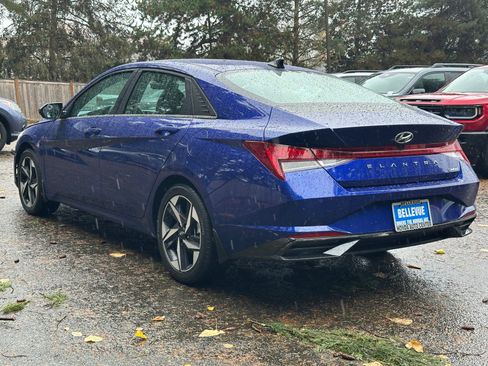 Used 2023 Hyundai Elantra Limited image 5