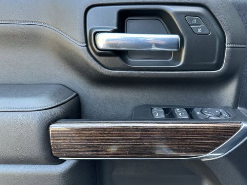 Used 2023 GMC Sierra 2500 SLE image 12