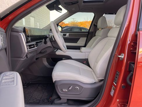 New 2025 Hyundai Santa Fe Limited image 10