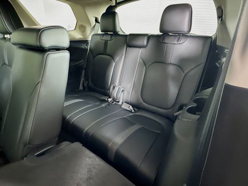Used 2023 Honda Pilot Touring image 30