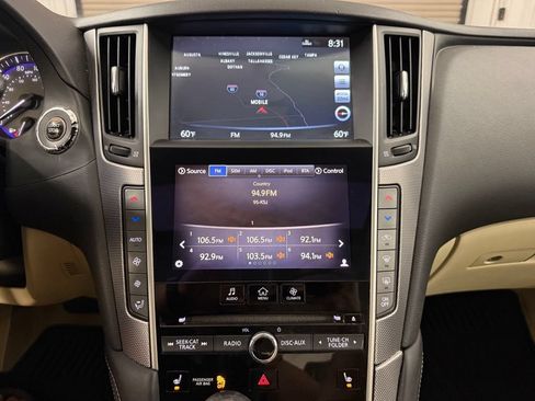 Used 2014 INFINITI Q50 Premium w/ Navigation Package RWD image 17