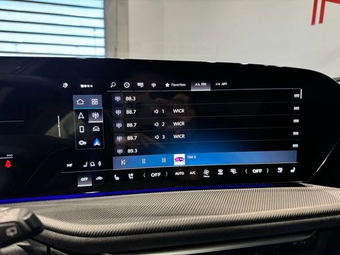 Used 2025 Audi SQ5 Premium Plus image 28