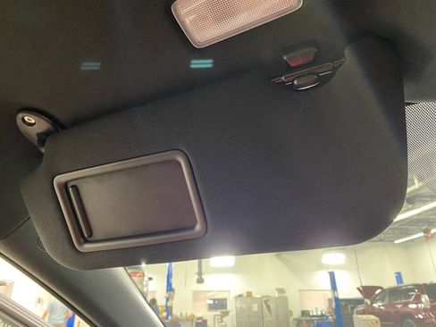 Used 2025 Toyota Camry SE image 36