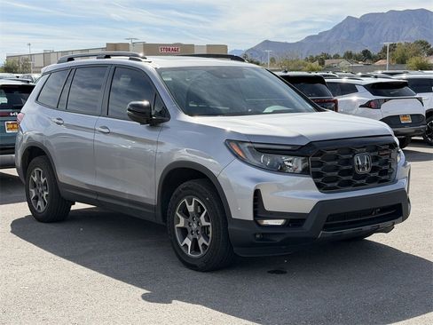 Used 2022 Honda Passport TrailSport image 6