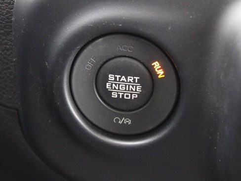 Used 2022 Jeep Gladiator Overland w/ Popular Equipment Package image 30