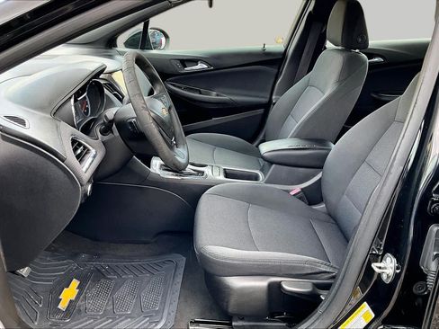 Used 2017 Chevrolet Cruze LT w/ Redline Edition FWD image 8