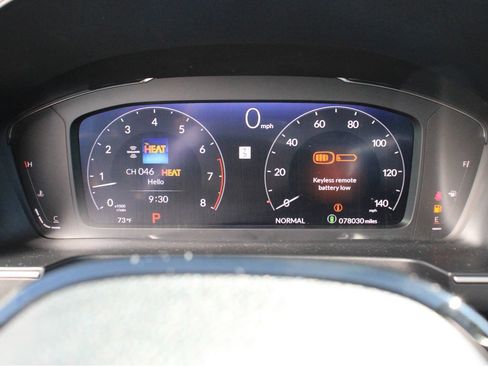 Used 2023 Honda Pilot Elite image 17