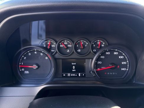 Used 2019 Chevrolet Silverado 1500 Custom w/ Custom Value Package image 16