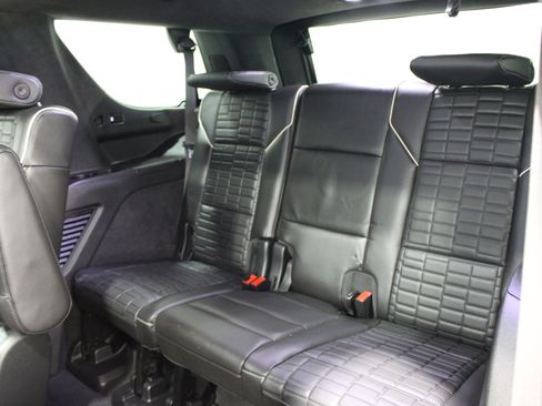 Used 2021 Cadillac Escalade Sport Platinum image 22