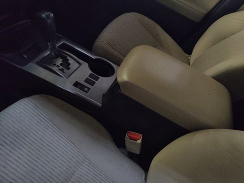 Used 2018 Toyota 4Runner SR5 RWD image 26