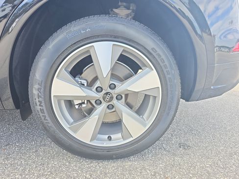 Certified 2023 Audi Q5 2.0T Premium w/ Convenience Package image 32