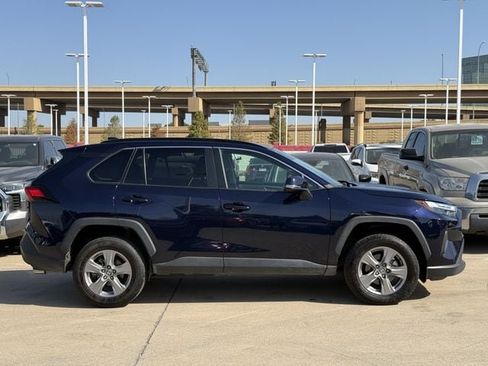 Used 2024 Toyota RAV4 XLE FWD image 3