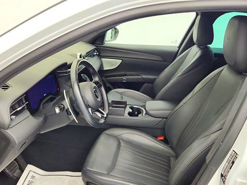 Used 2023 Maserati Grecale GT AWD/4WD image 20