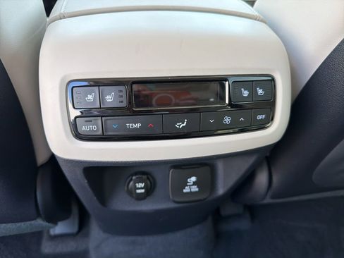 Used 2024 Hyundai Palisade Calligraphy AWD/4WD image 16