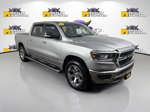 Used 2019 RAM 1500 Big Horn AWD/4WD image 3