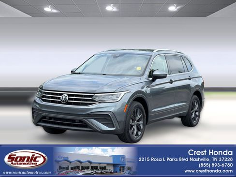 Used 2022 Volkswagen Tiguan SE FWD image 1