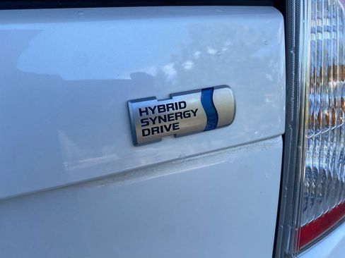 Used 2013 Toyota Prius Three FWD image 24