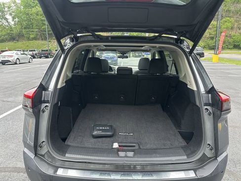 Used 2023 Nissan Rogue SV w/ SV Premium B Package AWD/4WD image 23