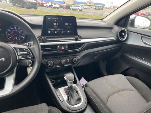 Used 2023 Kia Forte LXS FWD image 27