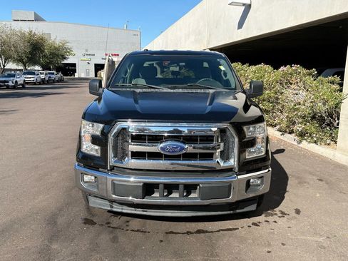 Used 2017 Ford F150 XLT image 5