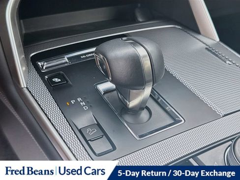 Used 2025 MAZDA CX-90 Plug-In Hybrid w/ Preferred AWD/4WD image 24