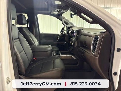 Used 2021 GMC Sierra 2500 Denali w/ Denali Ultimate Package AWD/4WD image 24