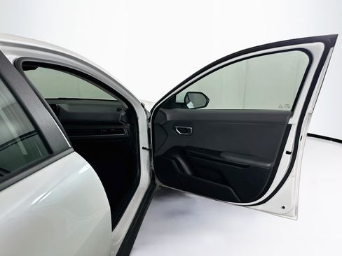 Used 2025 Kia K4 FWD image 31