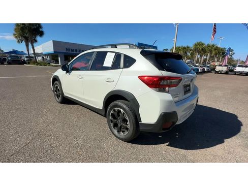 Used 2021 Subaru Crosstrek 2.0i image 4