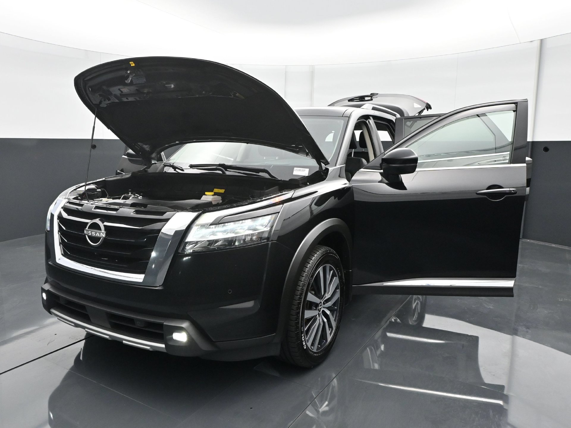 Used 2022 Nissan Pathfinder Platinum AWD/4WD image 34