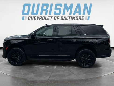 Used 2022 Cadillac Escalade Premium Luxury AWD/4WD image 3