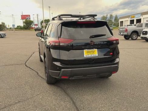 Used 2026 Nissan Rogue SV AWD/4WD image 7