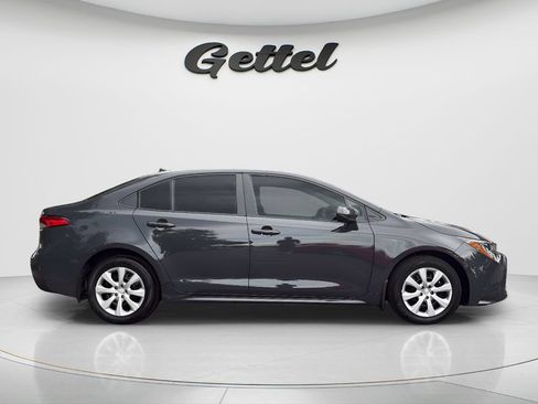 Used 2025 Toyota Corolla LE FWD image 4