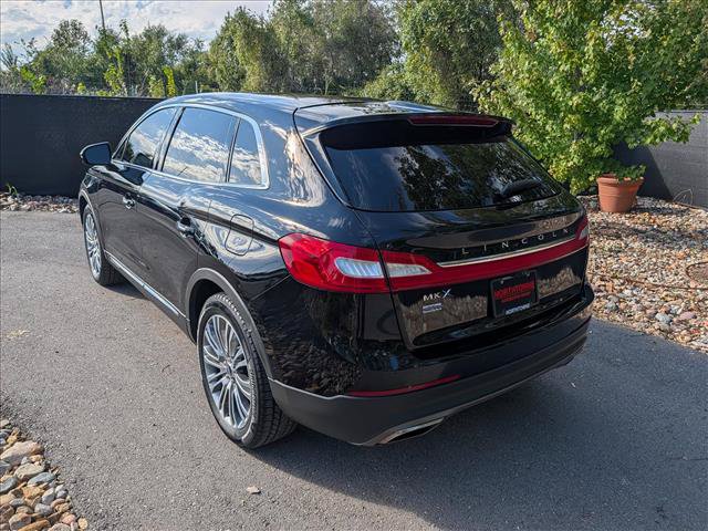 Used 2016 Lincoln MKX Reserve w/ Climate Package FWD image 3