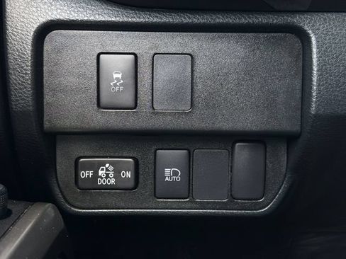 Used 2021 Toyota Tacoma SR5 RWD image 21