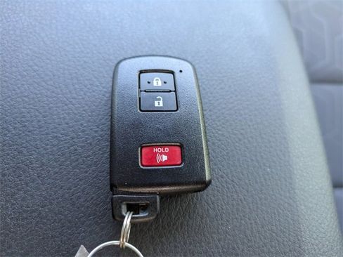 Used 2023 Toyota Tacoma TRD Sport image 31