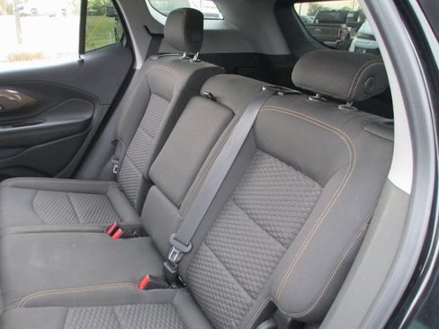 Used 2020 GMC Terrain SLE w/ Driver Convenience Package image 17