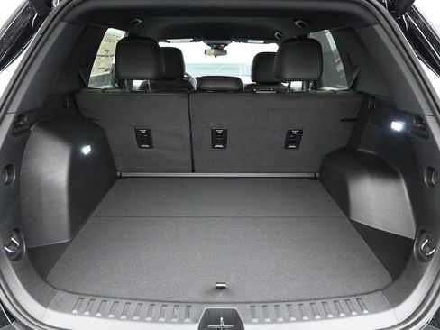 New 2026 Chevrolet Equinox RS w/ Convenience Package III image 11