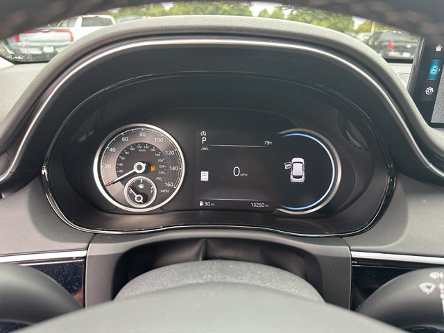 Used 2025 Genesis GV70 2.5T w/ Select Package AWD/4WD image 30