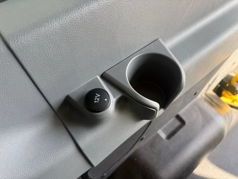 Used 2019 Ford Transit 150 XLT RWD image 50