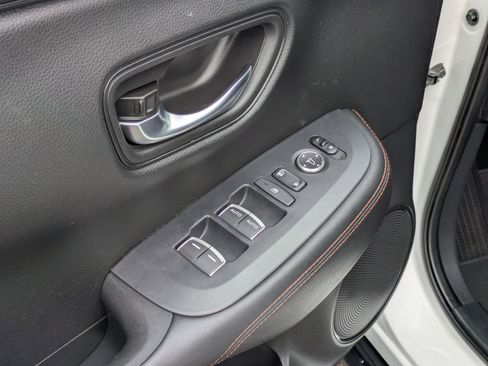 Used 2023 Honda HR-V Sport image 12