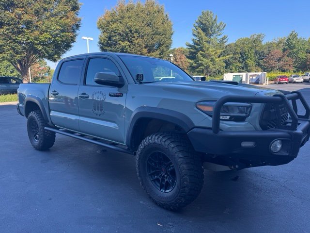 Used 2021 Toyota Tacoma TRD Pro AWD/4WD image 3