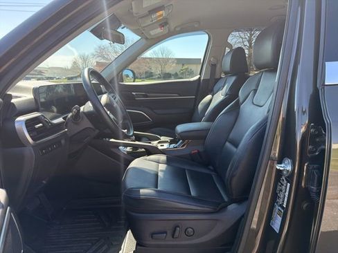 Certified 2024 Kia Telluride S image 17